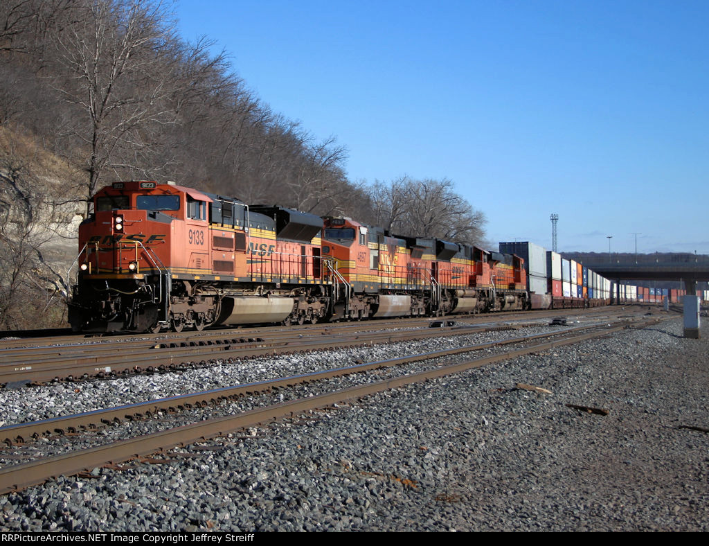 BNSF 9133